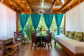 Namaste Beach Bungalow 1 BDR Loft 4 Min to Beach